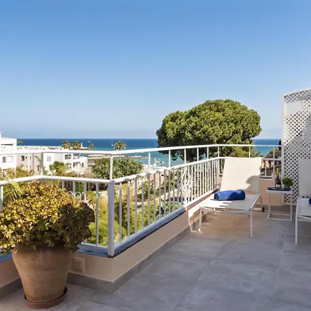 Soleado Atico Frente Al Mar En Puerto Banus Appartement *